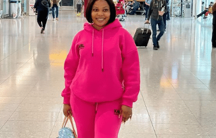 Seyi Edun arrives UK