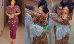 Kemi Korede surprises a bride