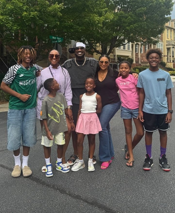 Peter Okoye hangs out with Paul Okoye's kids